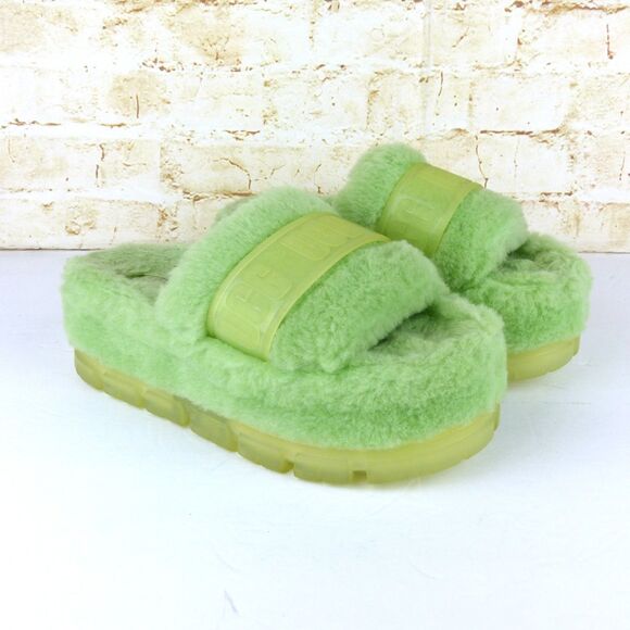 UGG Fluffita Clear Platform Sandals Size 6 Parakeet Green Shearling Slides Fuzzy - Picture 1 of 13